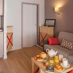 Pierre & La Petite Venise Апарт-готель