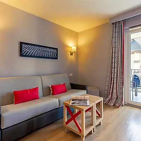 Lägenhetshotell Pierre & La Petite Venise 3*