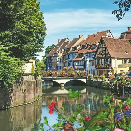 Pierre & La Petite Venise 公寓式酒店 3*