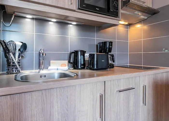 Pierre & La Petite Venise 3*