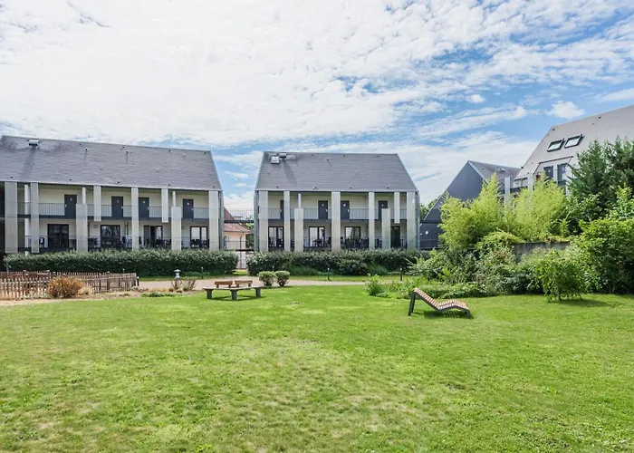 Pierre & La Petite Venise